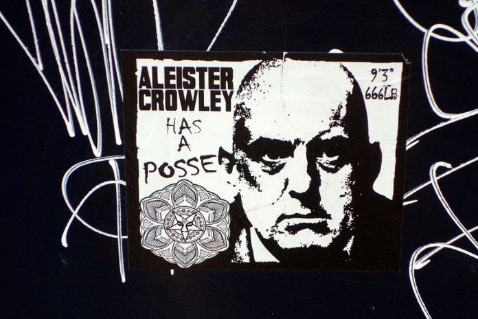 como-son-las-brujas-aleister-crowley