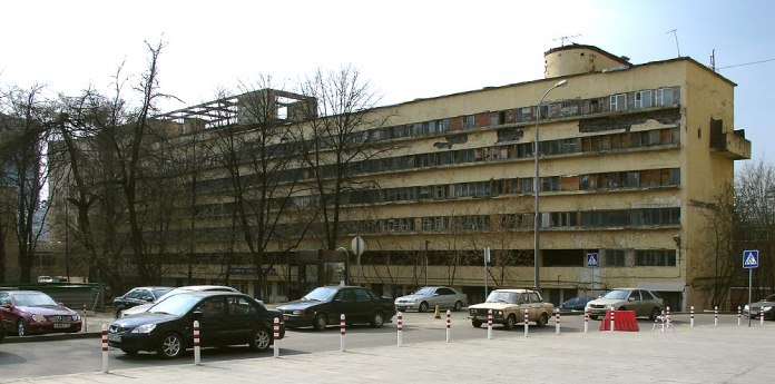 Edificio residencial Narkomfin, importante referente arquitectónico del constructivismo ruso - Moscú