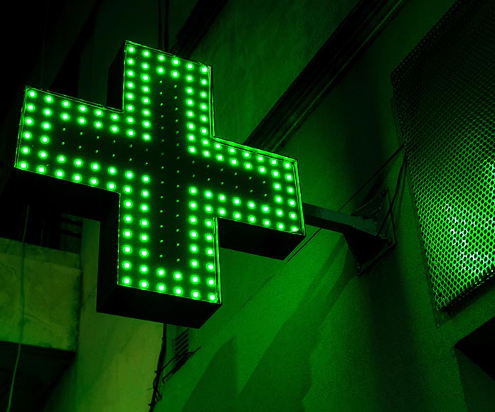 Cruz de farmacia verde