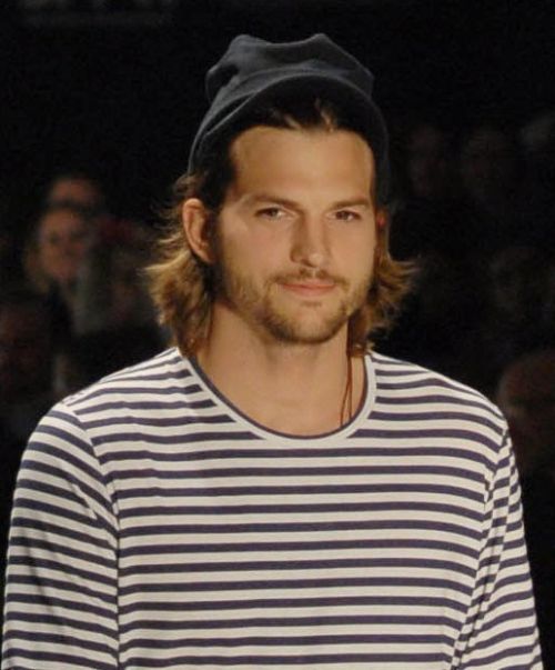 Actores famosos que empezaron como modelos - Ashton Kutcher