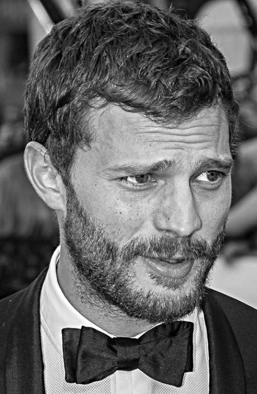 Actores famosos que empezaron como modelos - Jamie Dornan