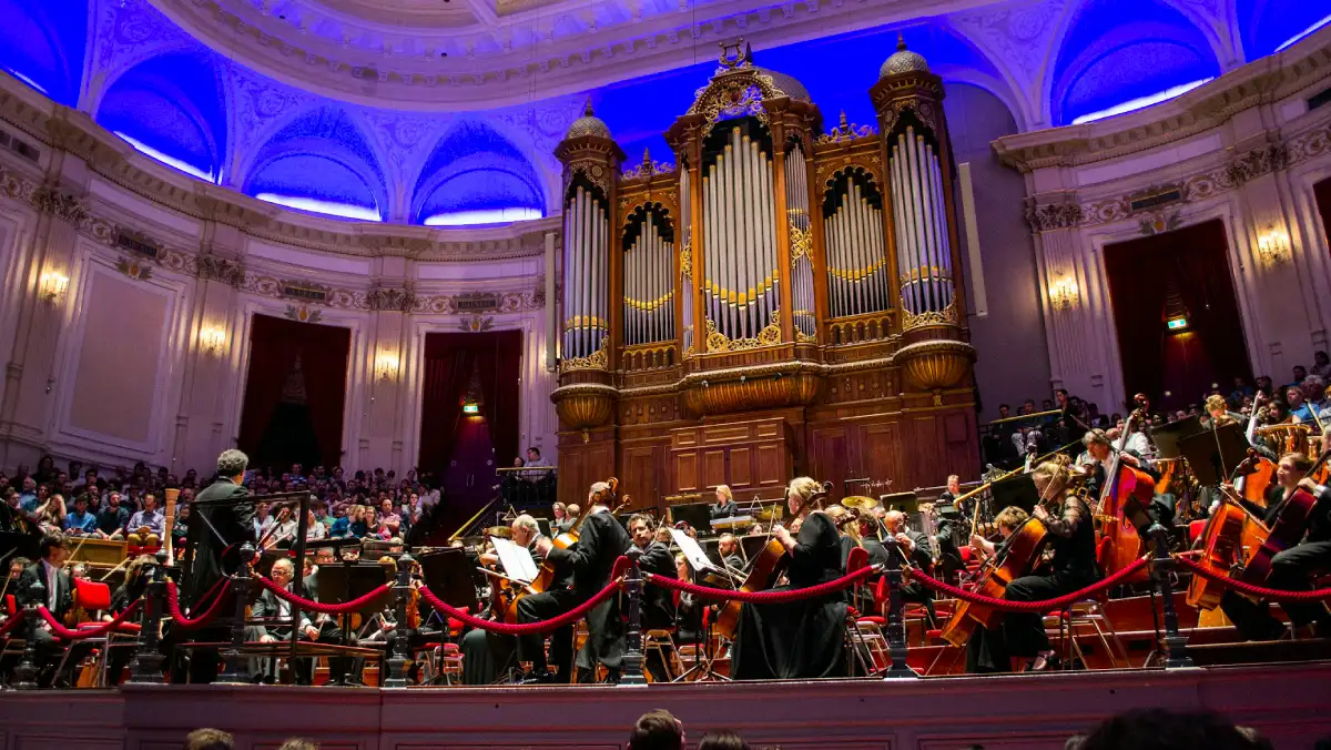 La diversidad cultural en las bandas sonoras: Explorando el papel de la música en las producciones audiovisuales del mundo