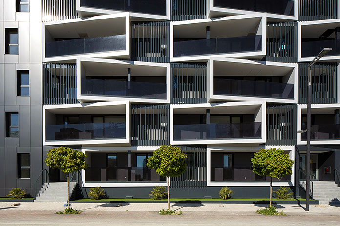 Edificio Thermos, Pamplona, el primero certificado por el Passive House Institute en España.