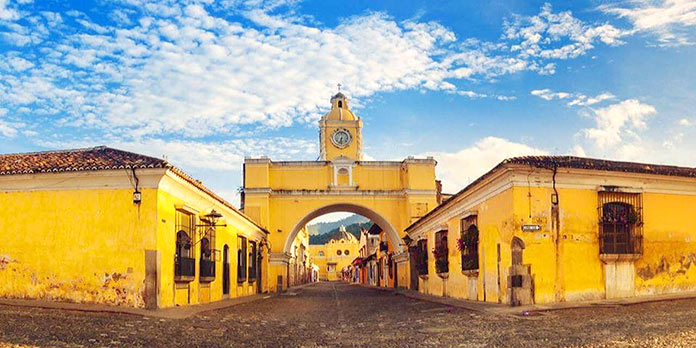 Edificios antiguos: Arco de Santa Catalina, Guatemala