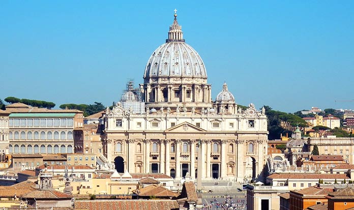 Edificios antiguos: Basílica de San Pedro, El Vaticano