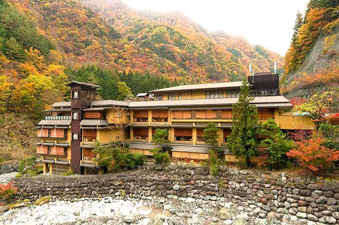 Edificios antiguos: Hotel Nishiyama Onsen Keiunkan, Japón