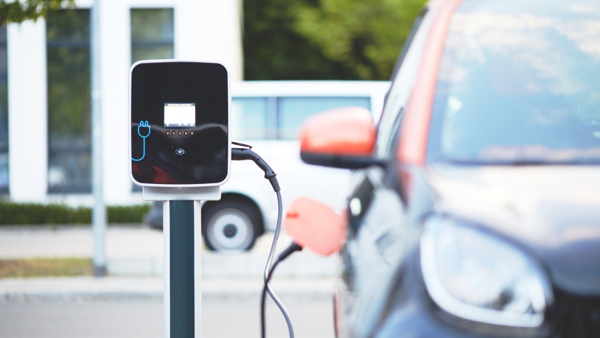 España obtiene 72 millones de euros de la Unión Europea para desplegar 1.617 estaciones de carga eléctrica en todo el país