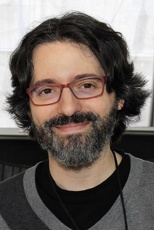 Andrés Neuman sonríe a la cámara en el Festival del Libro de Texas, 2016.