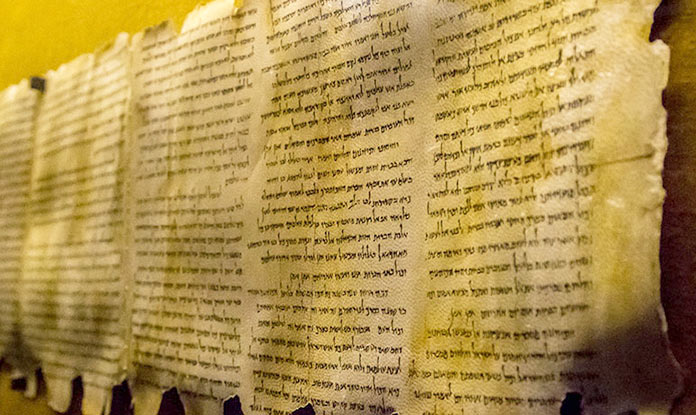 La escritura más antigua - últimos hallazgos: manuscritos de Qumrán