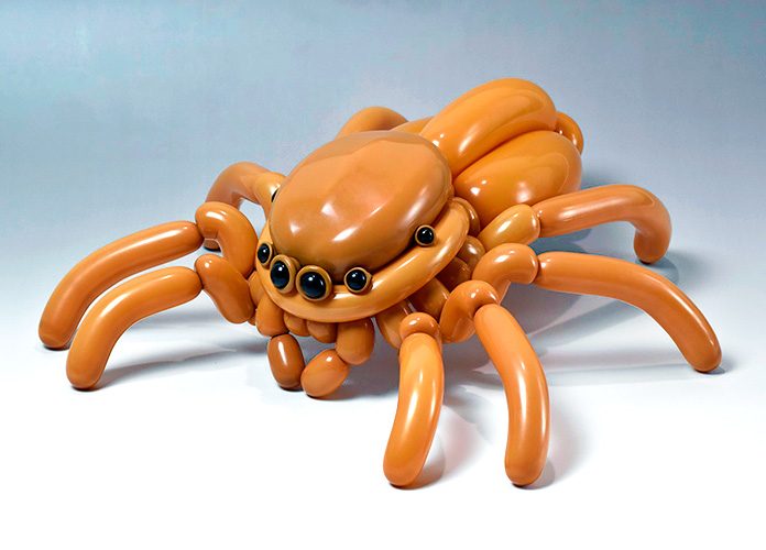 Las figuras hiper-realistas hechas con globos de Masayoshi Matsumoto