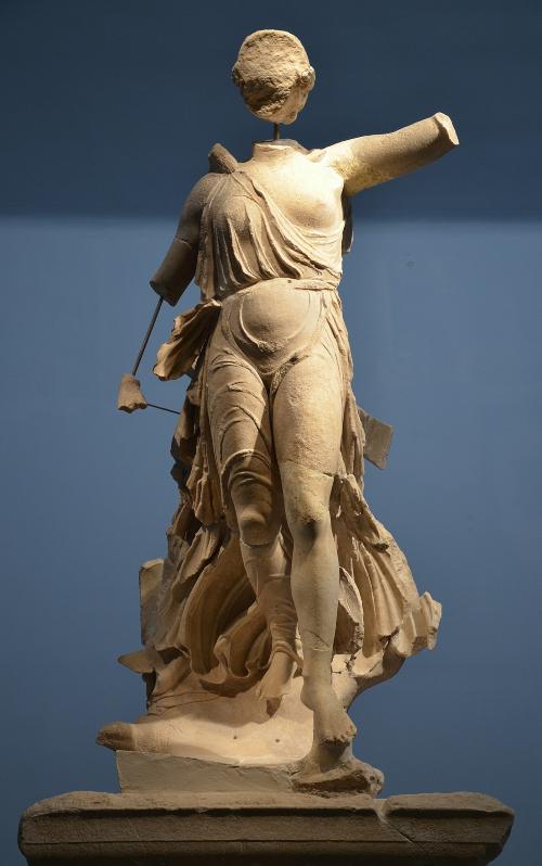 Esculturas griegas - Victoria de Peonio