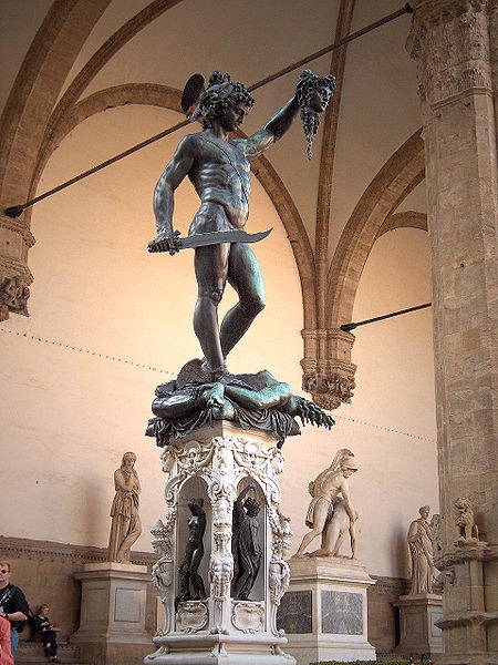 Esculturas italianas - Perseo con la cabeza de Medusa, Benvenuto Cellini