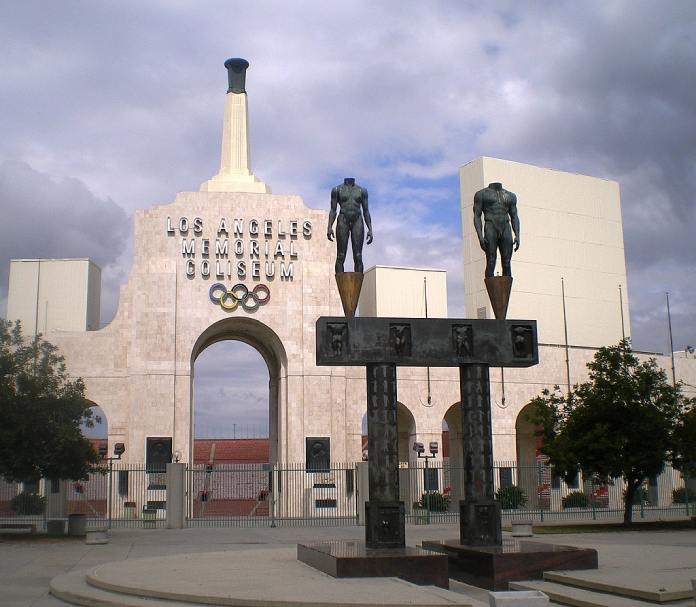 Estadios Olímpicos: Coliseo Los Ángeles