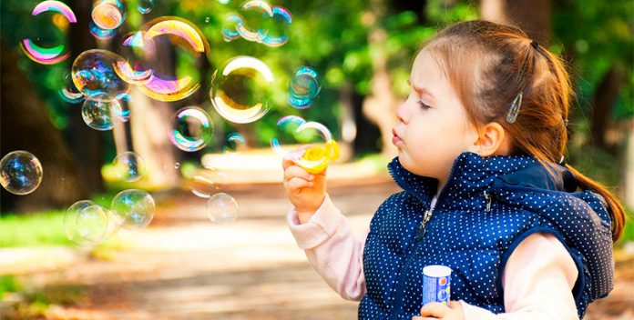 Los espacios verdes mejoran la estructura cerebral de los niños.