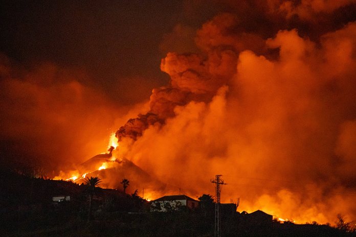 fotoperiodismo-erupcion-del-volcan-en-la-palma