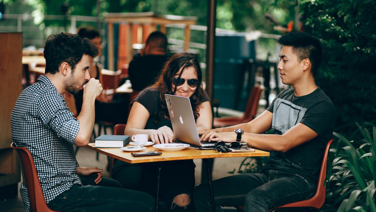 Una investigación destaca que el 91% de los nuevos empleos ocupados por universitarios son altamente cualificados