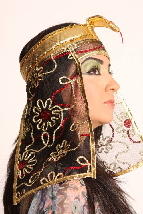 Maquillaje egipcio recreado, un punto importante de la historia del maquillaje.