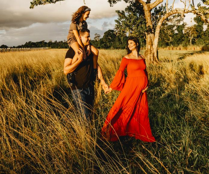 Matrimonio en una pradera.