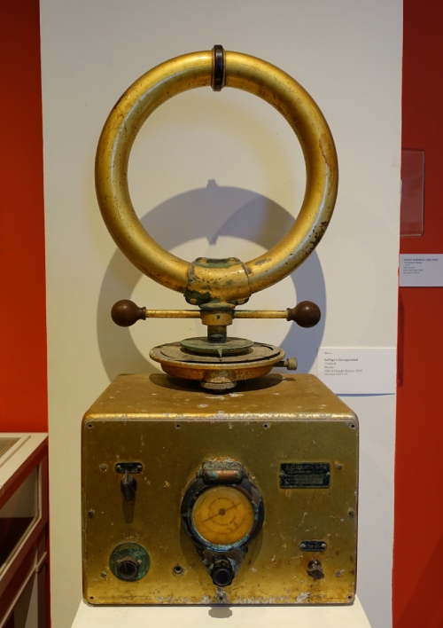 Inventos de Nikola Tesla: RAdiogoniómetro