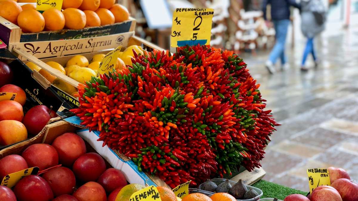 La tasa de inflación de la OCDE baja en abril y se sitúa en el 5,7%, el nivel más bajo desde octubre de 2021