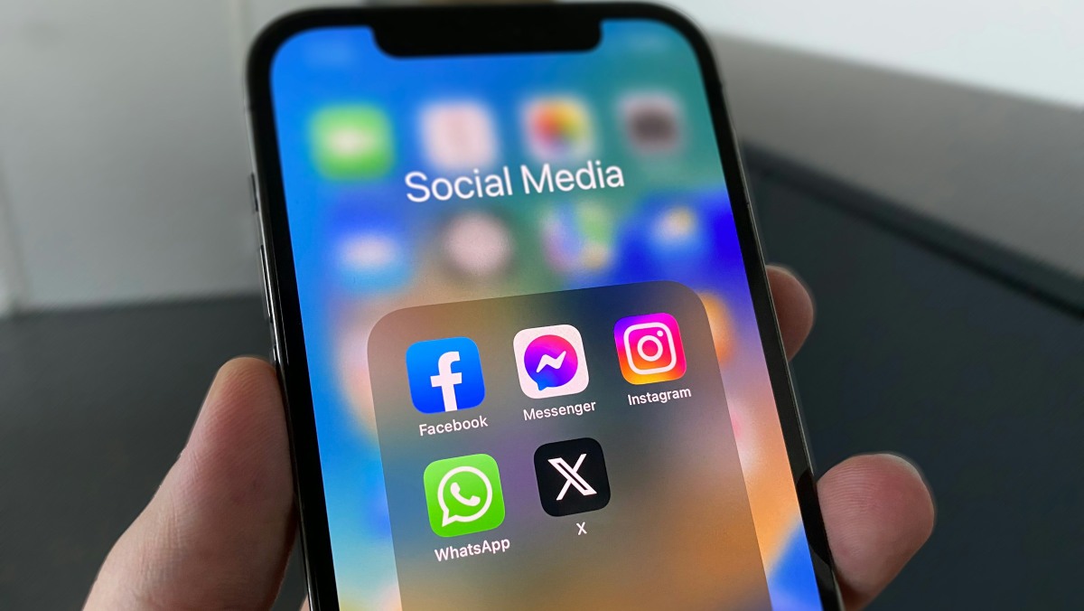 Elon Musk anuncia el cobro de tarifas a los nuevos usuarios de la red social X para combatir la proliferación de bots