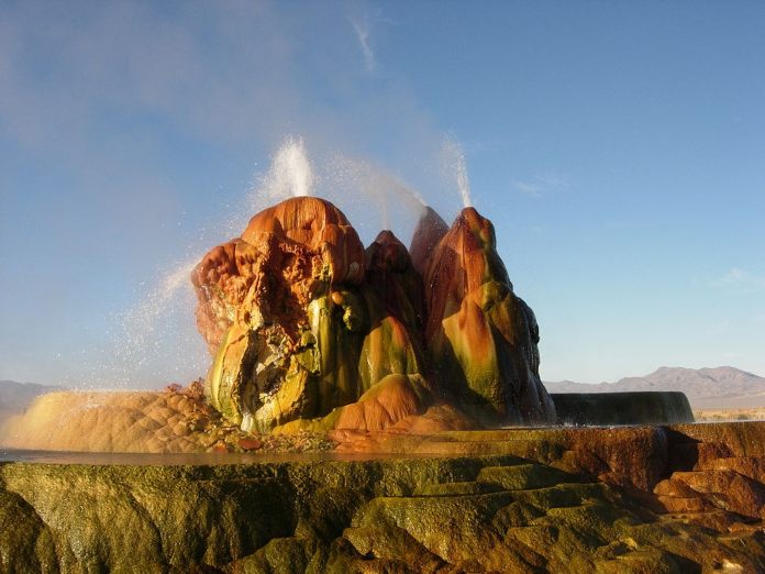 Lugares increíbles del mundo - Géiser Fly Ranch