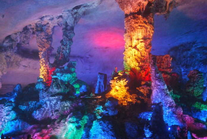 Lugares increíbles del mundo - Reed Flute Cave
