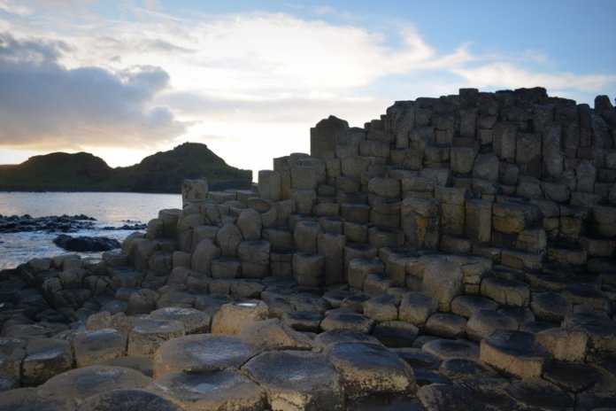 Lugares turísticos de Europa - Calzada del Gigante, Irlanda 