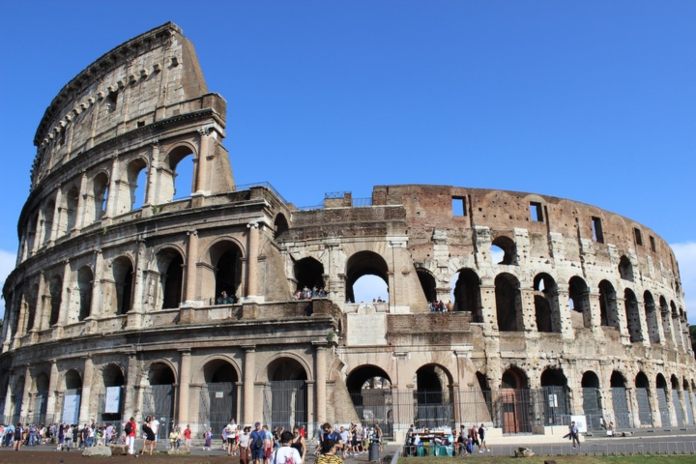 Lugares turísticos de Europa - Coliseo de Roma 