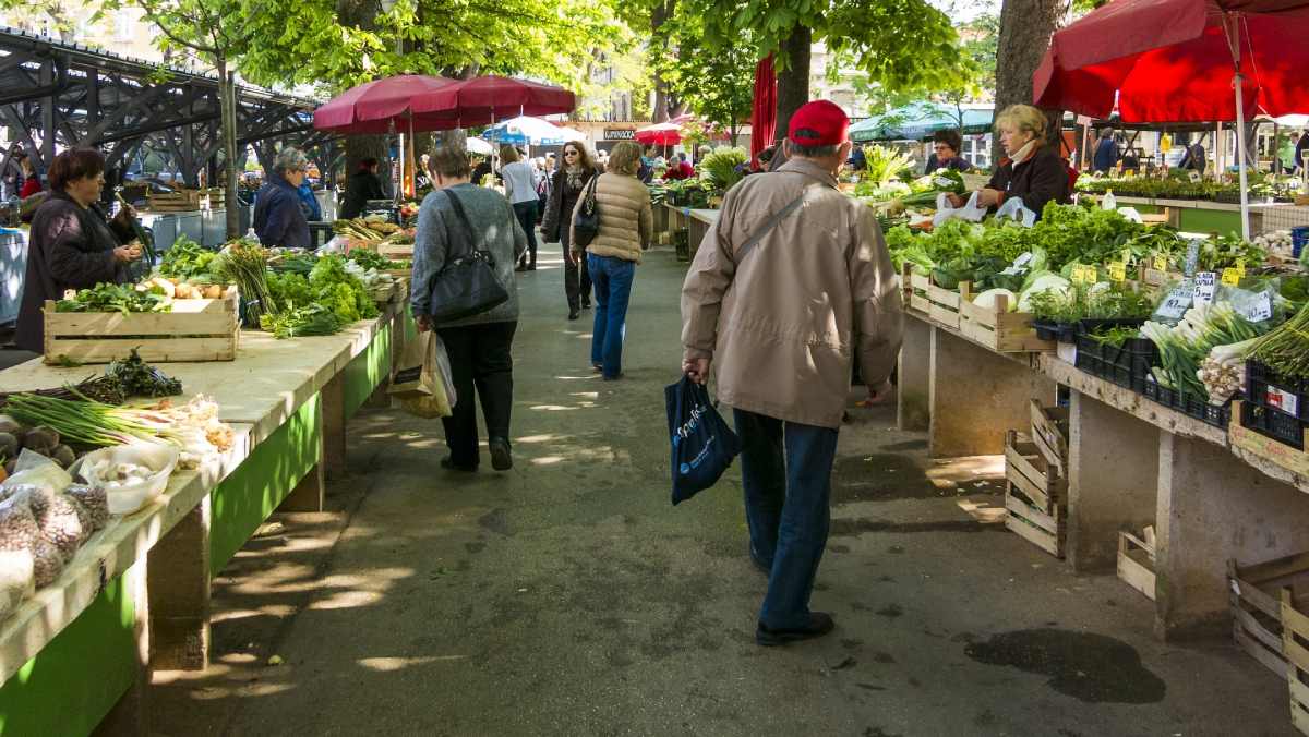 Unos expertos señalan que el mercado alimentario crecerá un 3,3% hasta 2028, superando la media europea del 2,9%