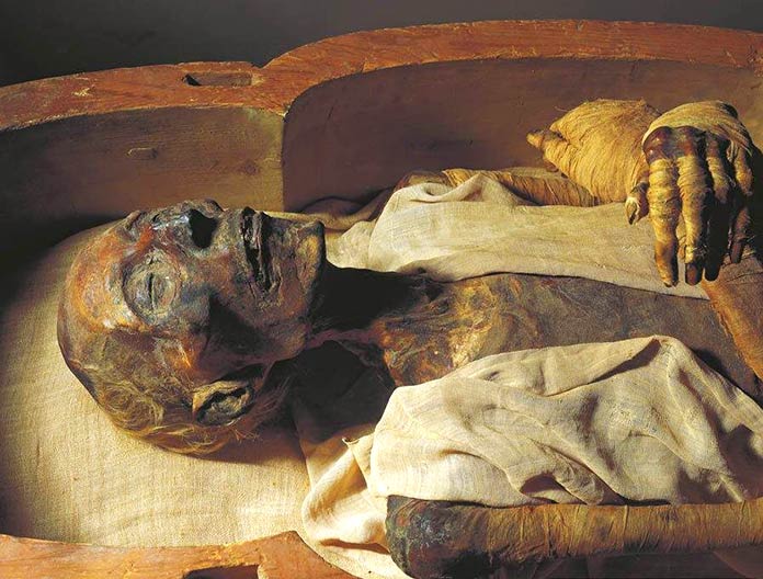 Momia de Ramsés II