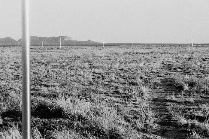 Campo de rayos, escultura de Walter De Maria