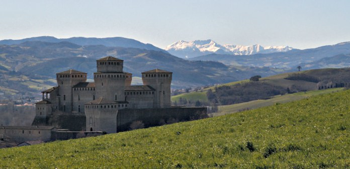 palacios-en-europa-castillo-de-torrechiara