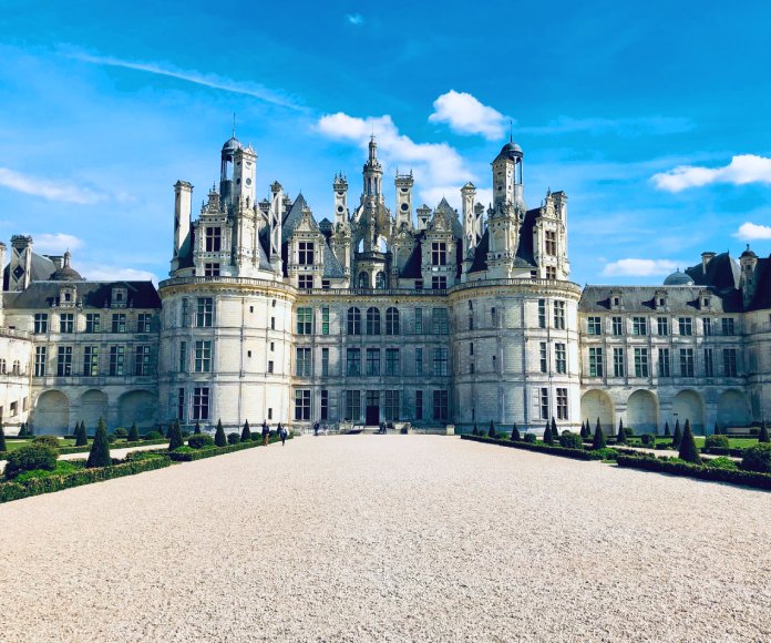 Palacios en Europa: características e imágenes de los 30 palacios y castillos europeos más grandes y bonitos