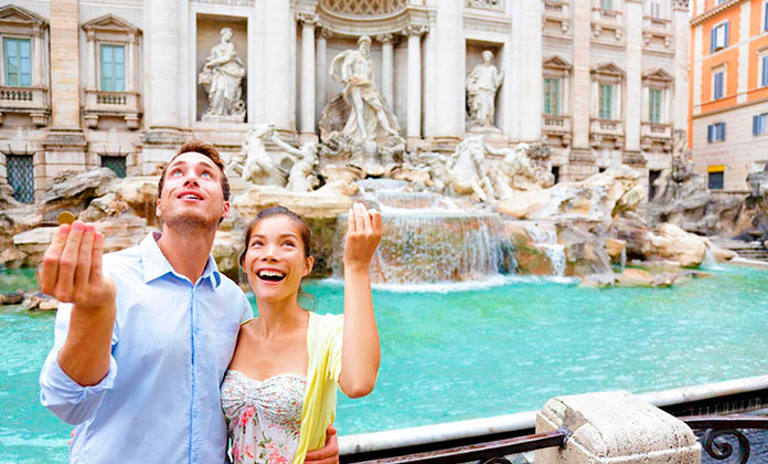 Pareja en la Fontana di Trevi