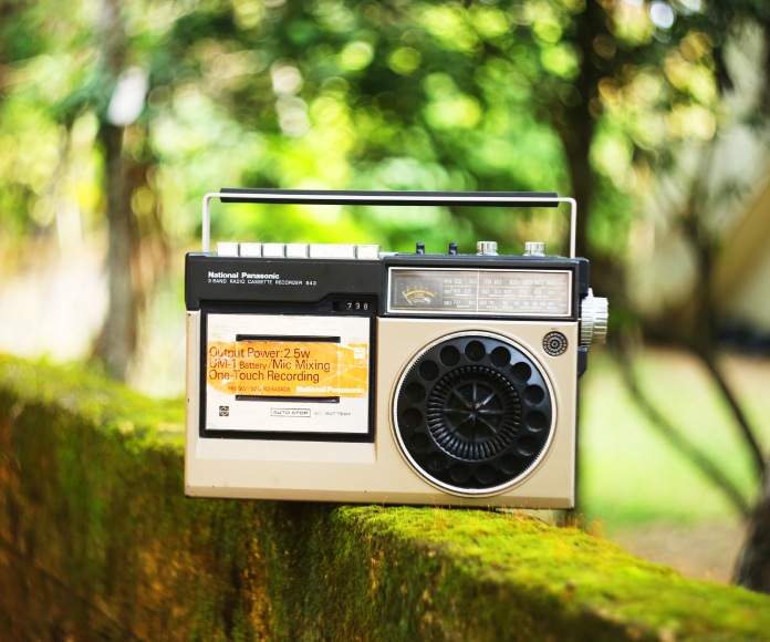 Radio en un entorno natural.