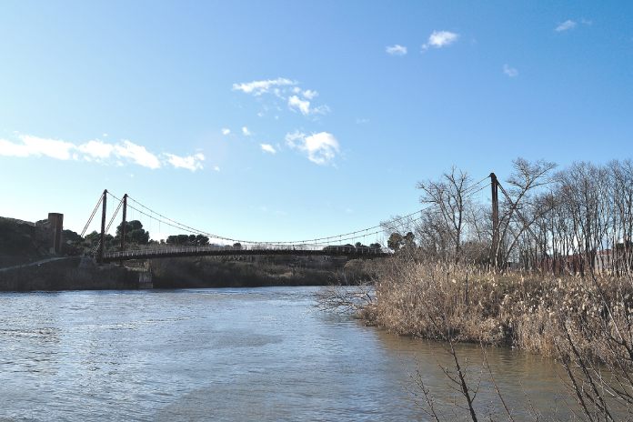 Puentes de España: Pasarela colgante de Polvorines