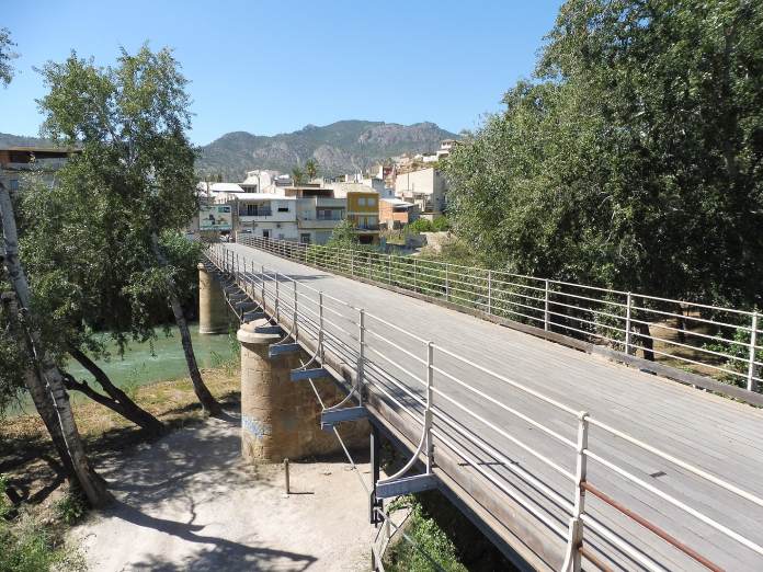 Puentes de España:  Puente viejo en España