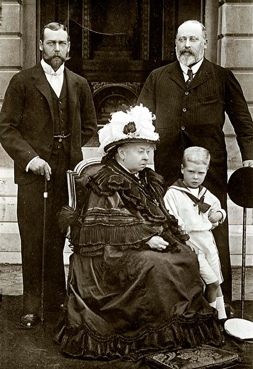 la reina Victoria I, el rey Eduardo VII, el rey Gorge V y Eduardo, duque de Cornwall