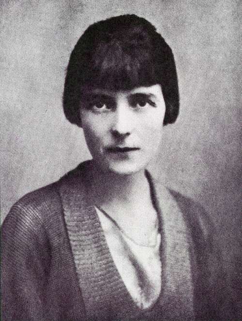 Retrato en blanco y negro de Katherine Mansfield.