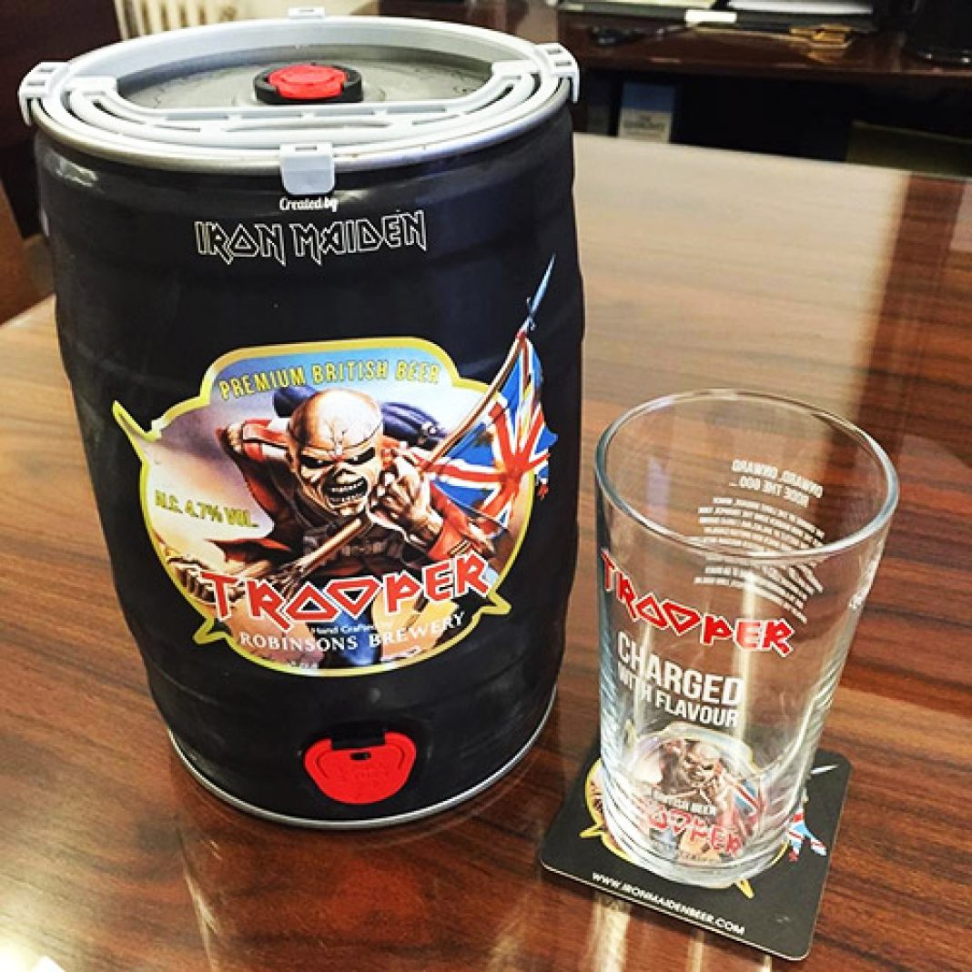 Drink beer 1.20. Пиво Iron Maiden. Пивная Кружка Iron Maiden. Пиво Айрон мейден. Beer Iron Maiden the Trooper.