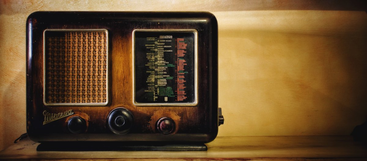 Señales de radio extraterrestres: historia, descubrimientos significativos y teorías relacionadas con el fenómeno