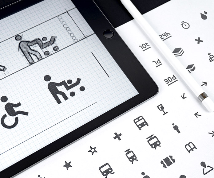 iPad con proceso de diseño de diferentes iconos