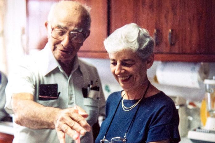 La secretaria Sylvia Bloom y su marido Raymond Margolies