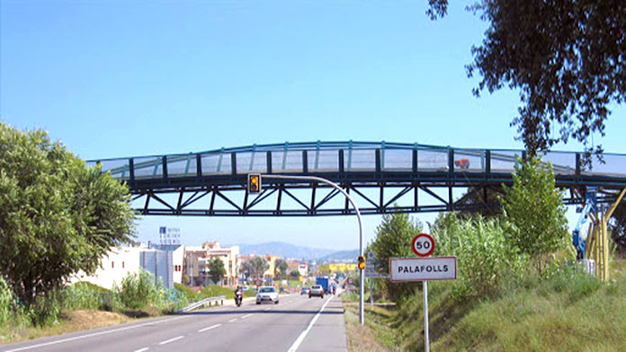 Tipos de puentes: Pasarela peatonal de Palafolls