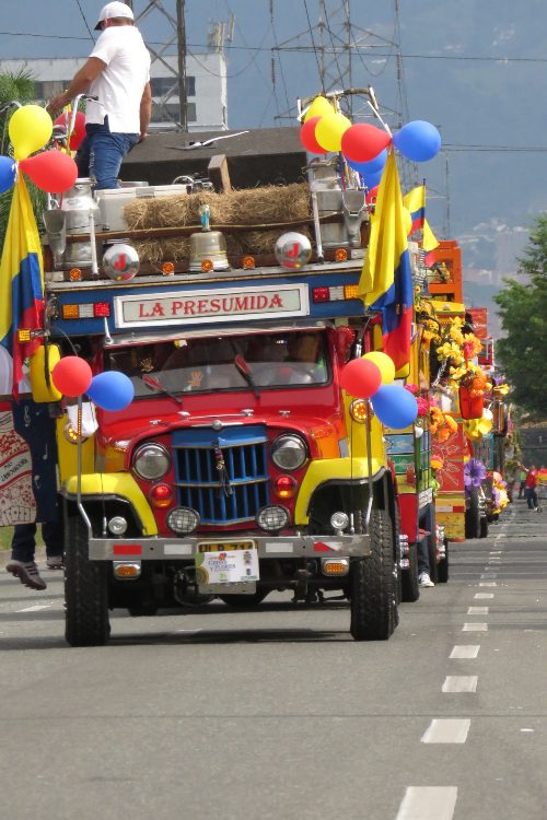 tradiciones-colombianas-feria-de-las-flores