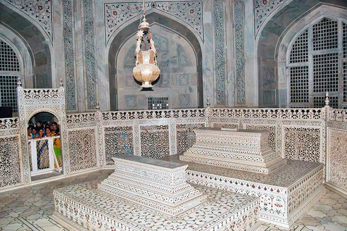 falsos cenotafios del Taj Mahal