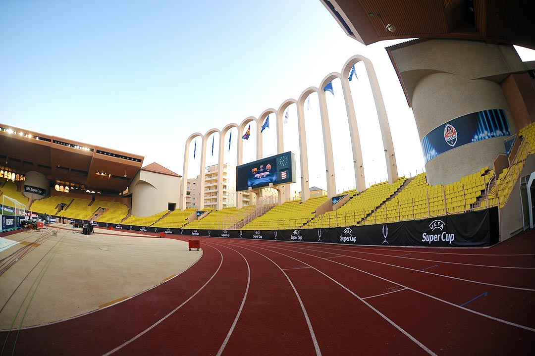 Detalle de la pista de atletismo del Estadio Luis II, Mónaco.